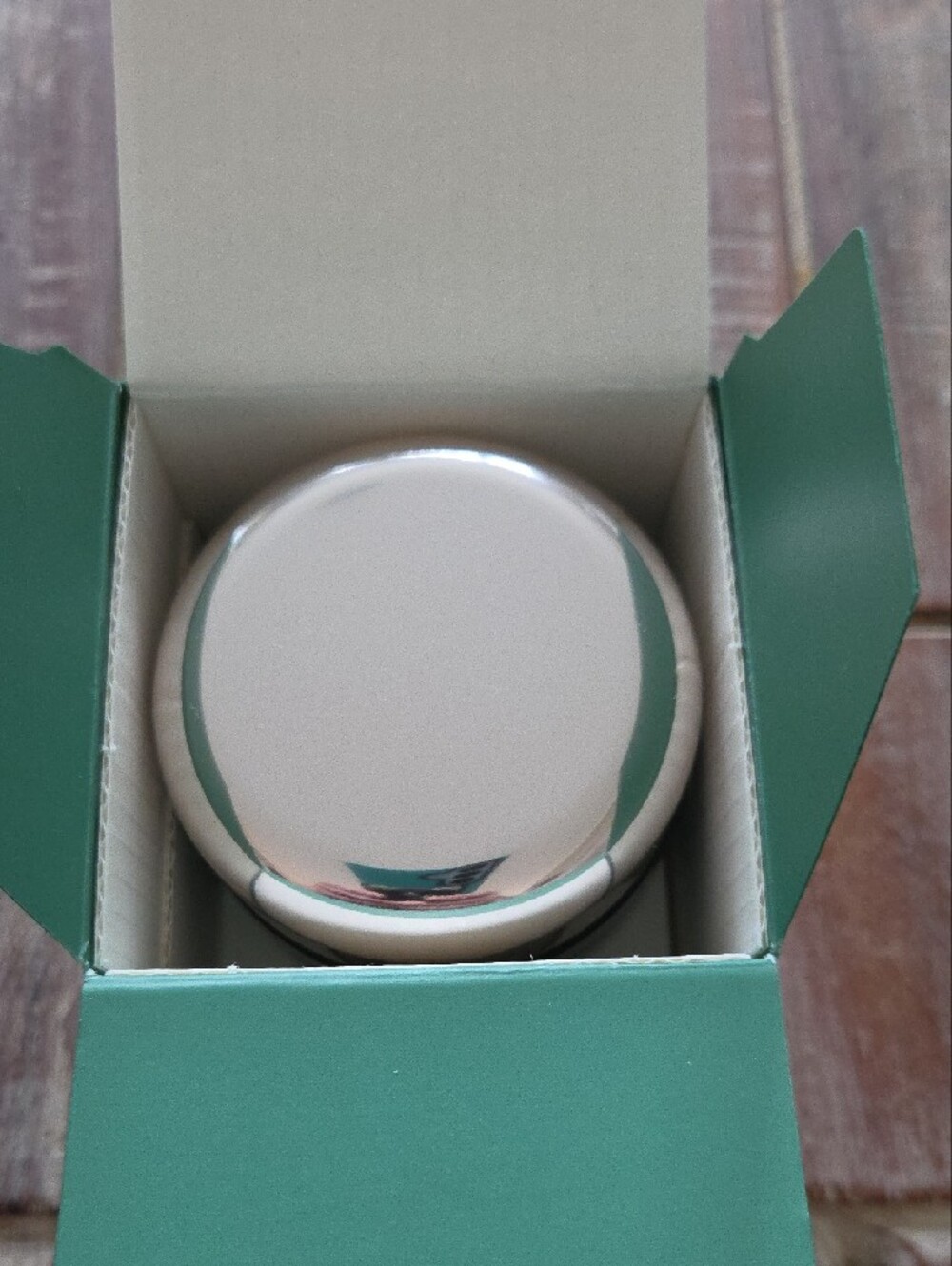 La Mer Deep Purifying Mask — Forest Green Packaging - Picture 2 of 4